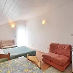 Toma Apartament Omiš